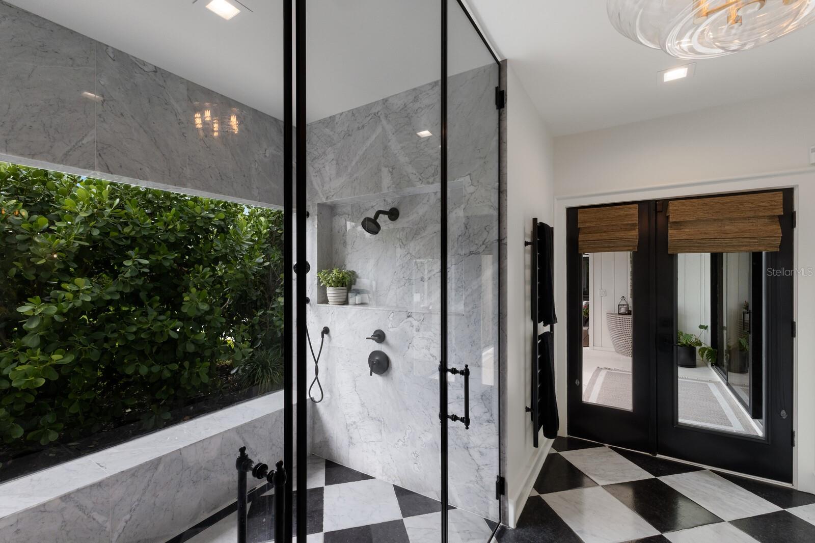 BENEVA OAKS - Residential