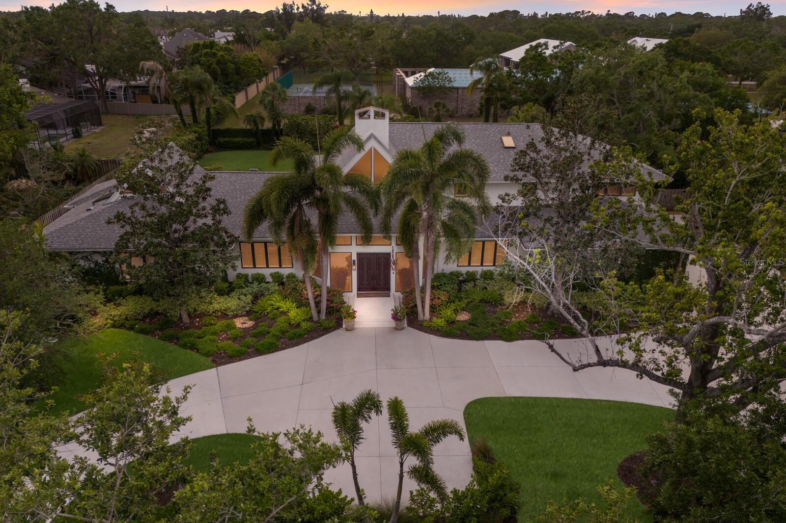 BENEVA OAKS - Residential