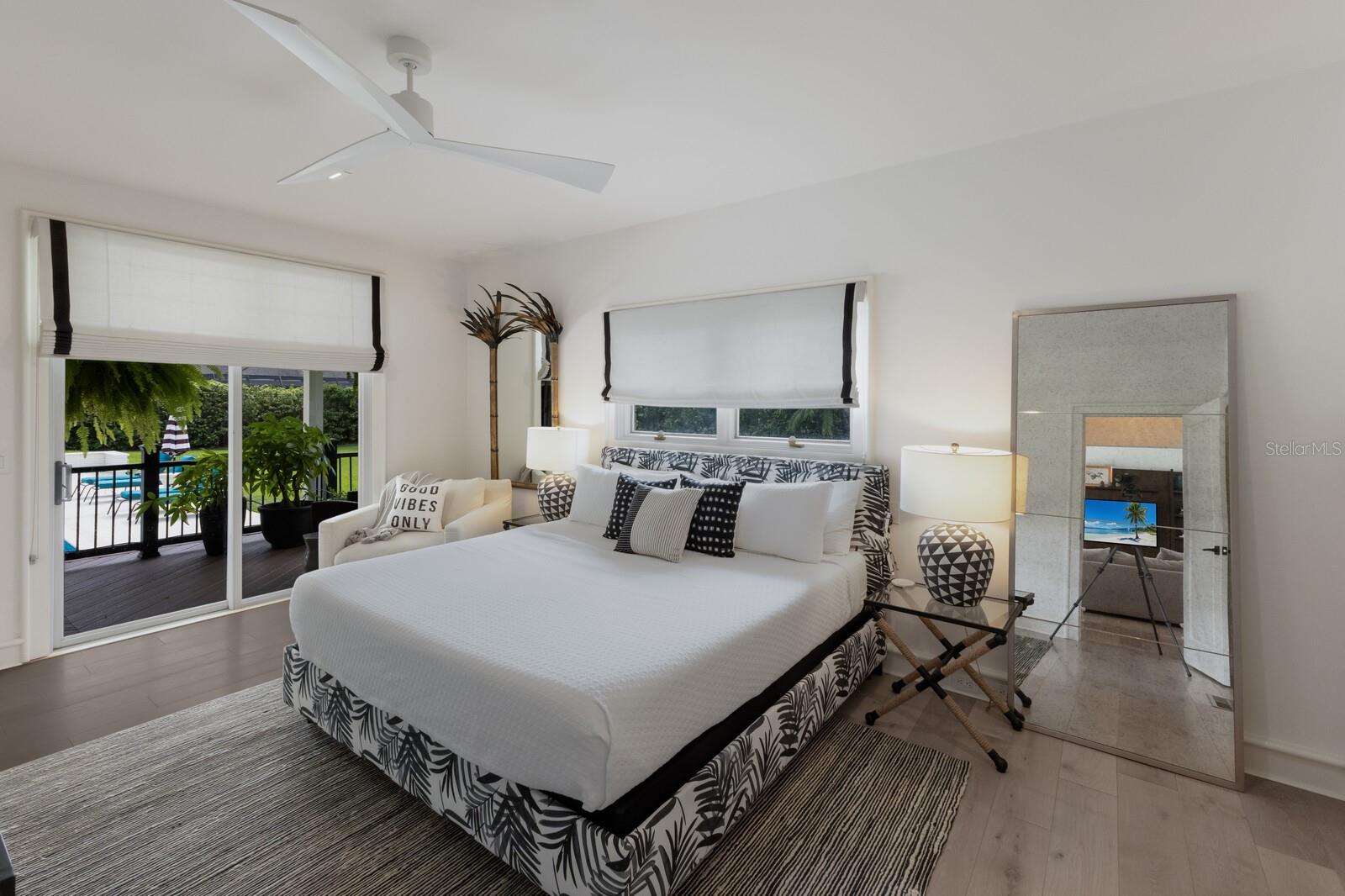 BENEVA OAKS - Residential