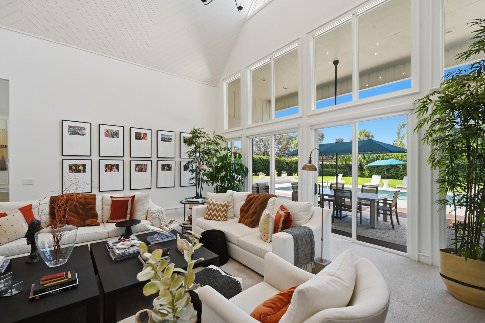 BENEVA OAKS - Residential