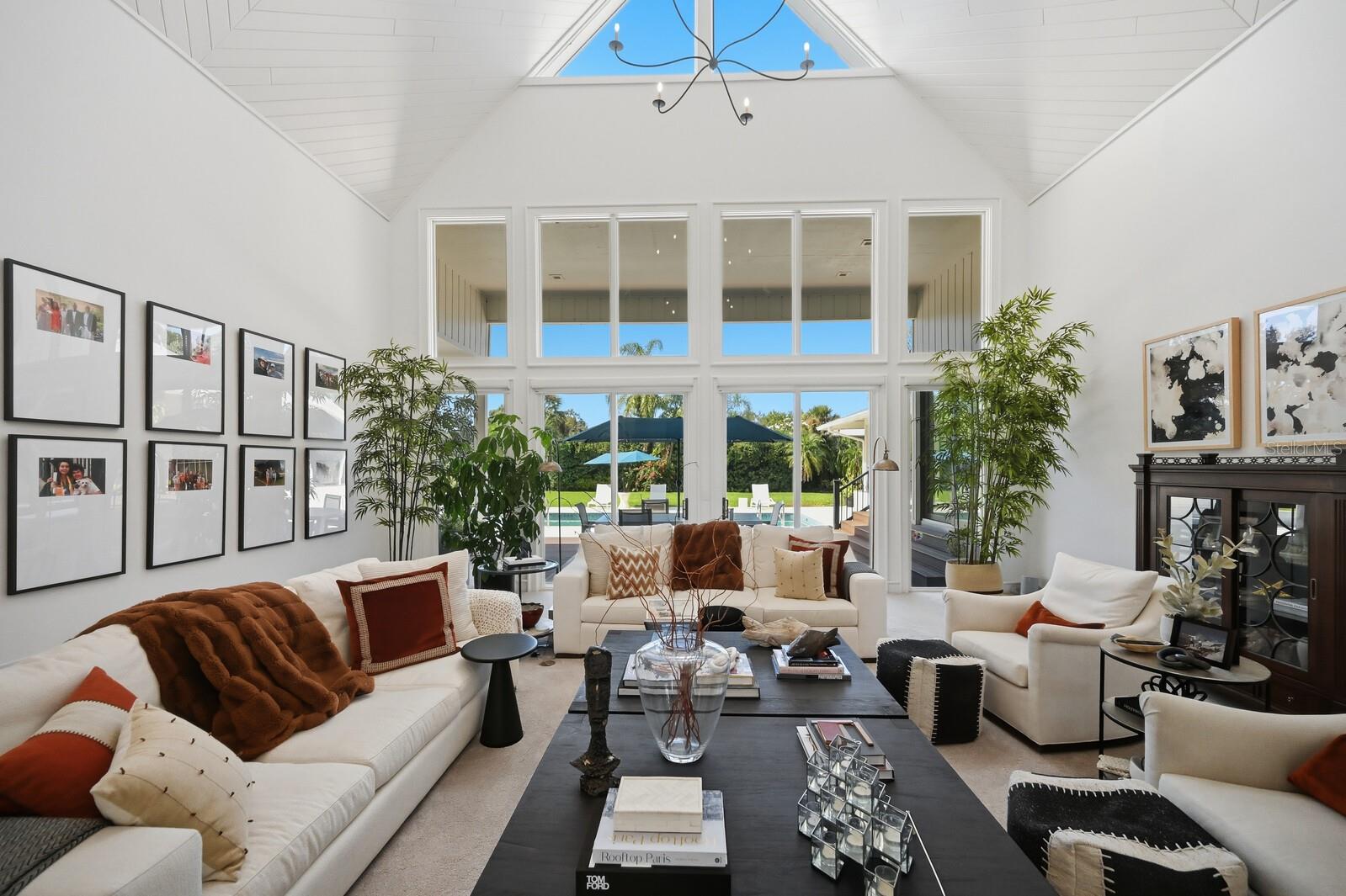 BENEVA OAKS - Residential