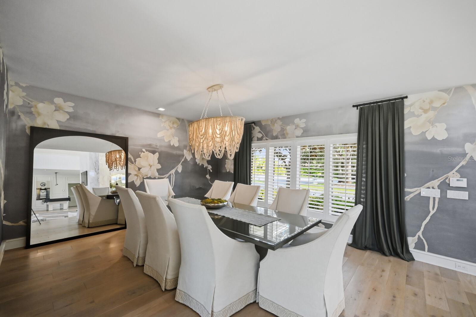 BENEVA OAKS - Residential