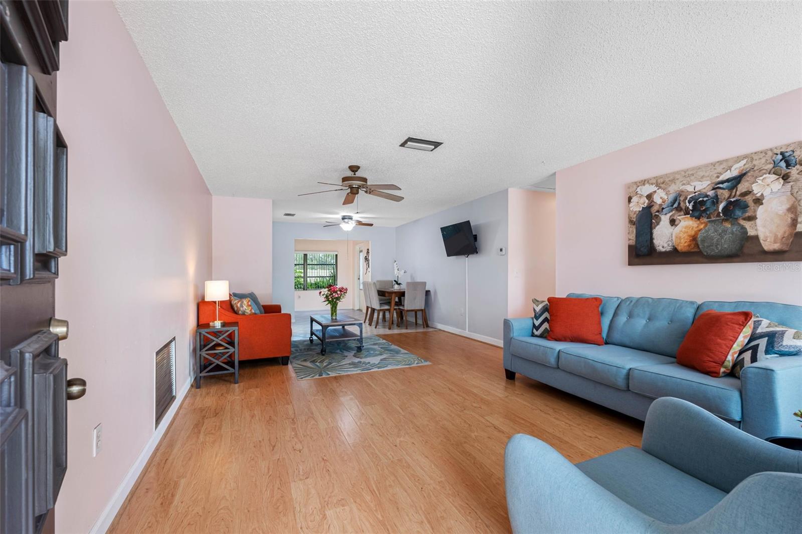 VILLAS CAPRI CONDO - Residential