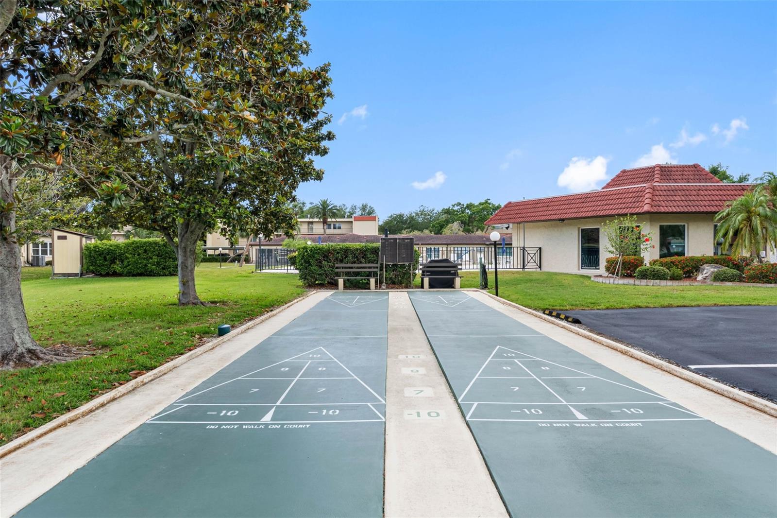 VILLAS CAPRI CONDO - Residential