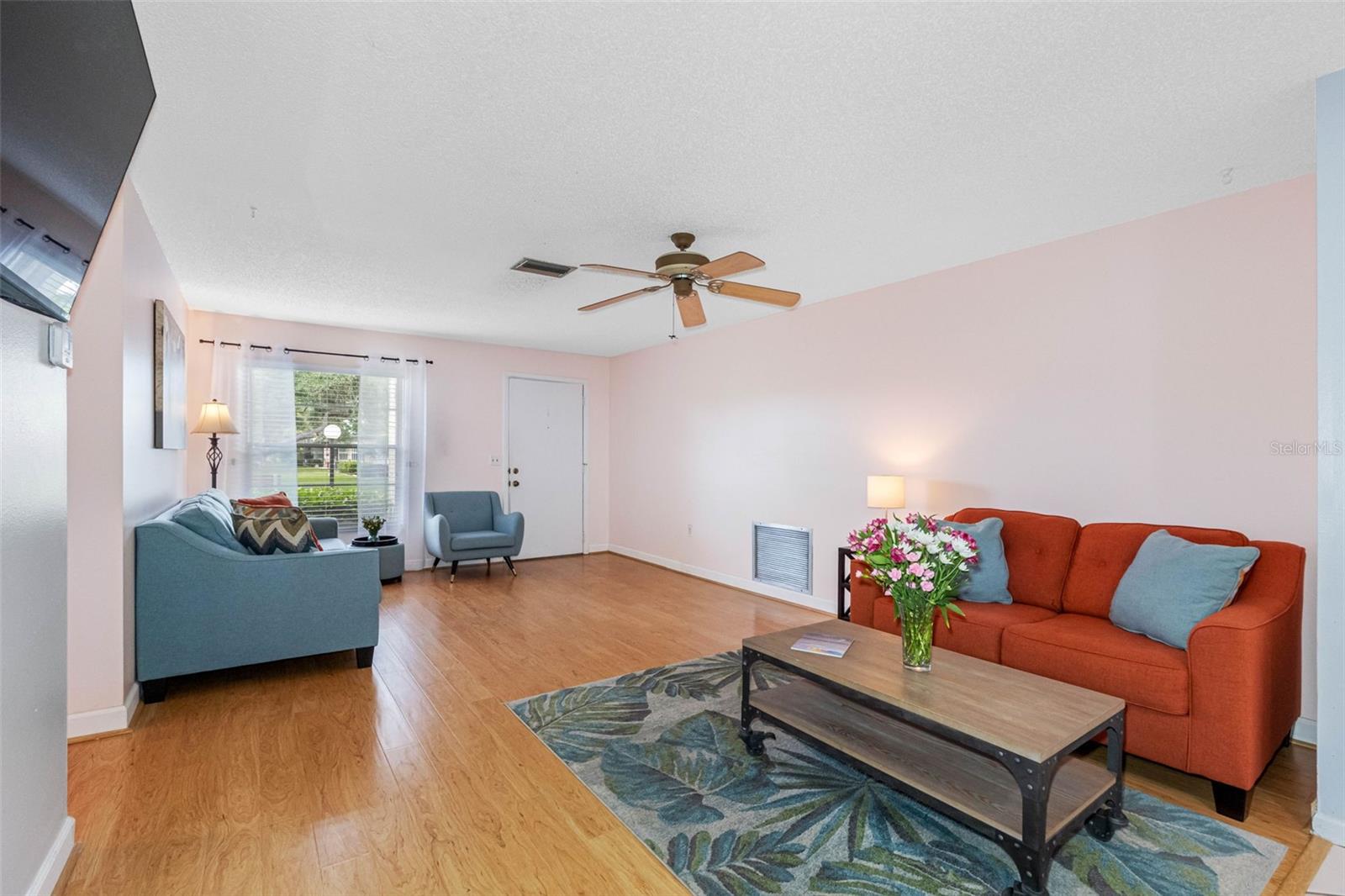 VILLAS CAPRI CONDO - Residential