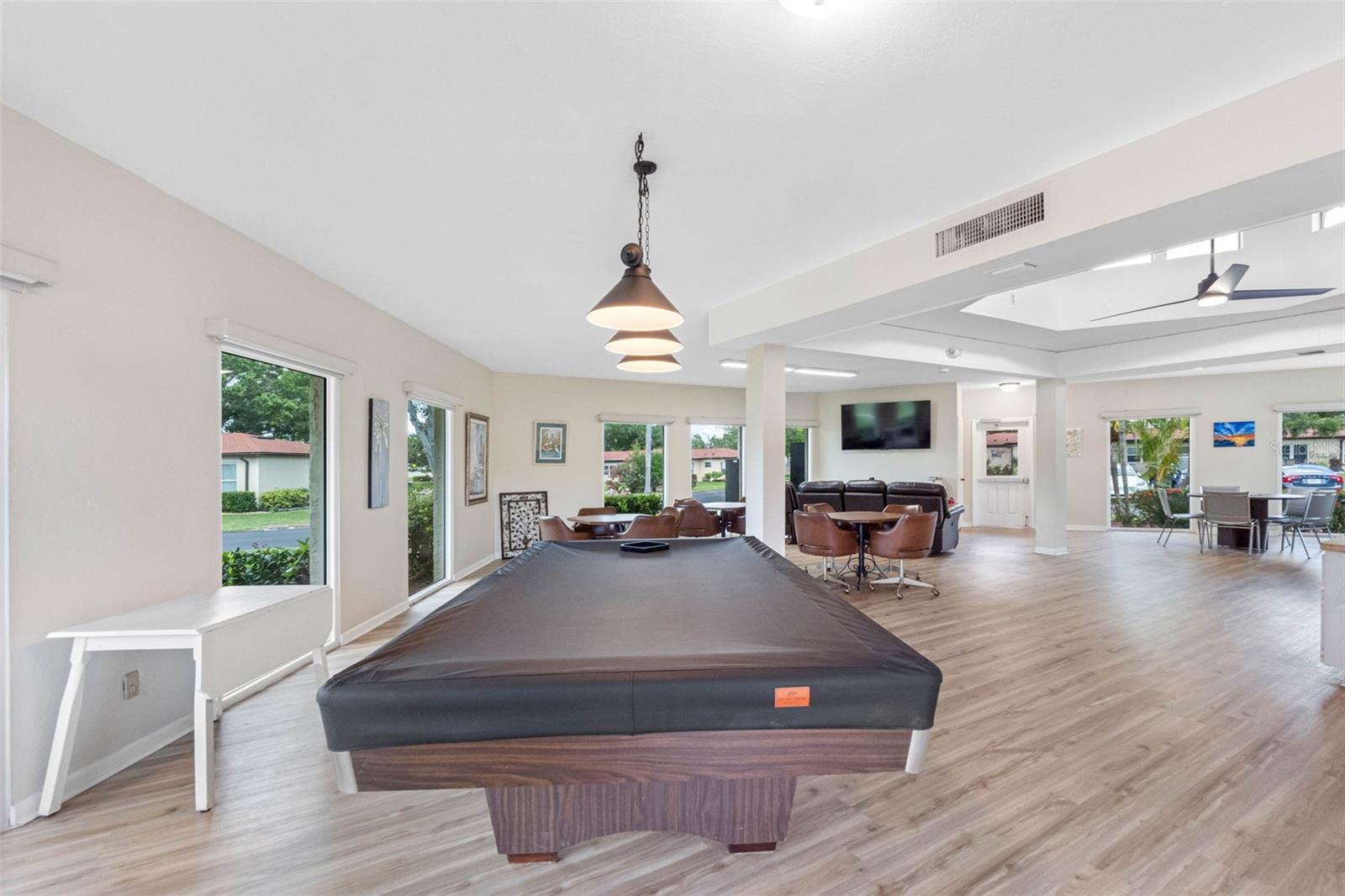 VILLAS CAPRI CONDO - Residential