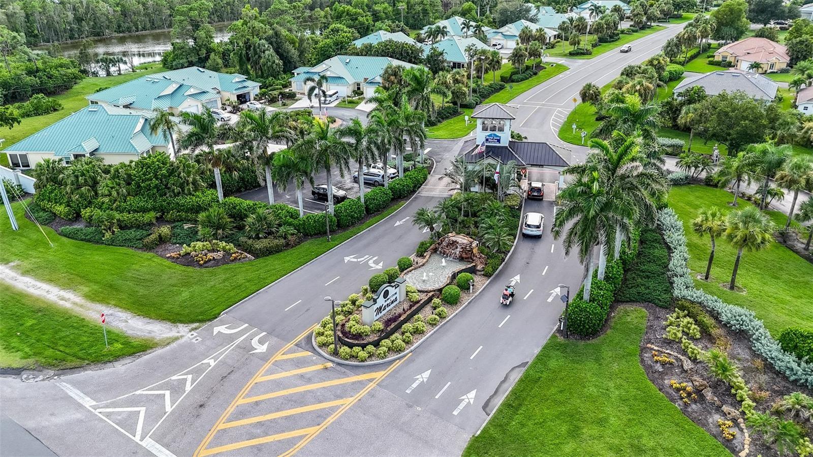 ESPLANADE/BURNT STORE MARINA PH 3 - Residential