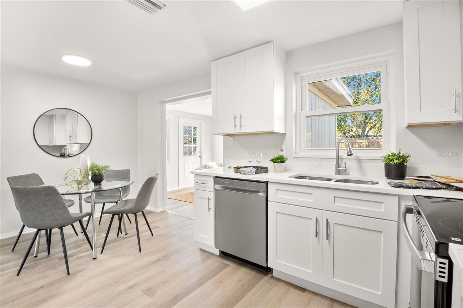 HOLIDAY LAKE ESTATES - Residential