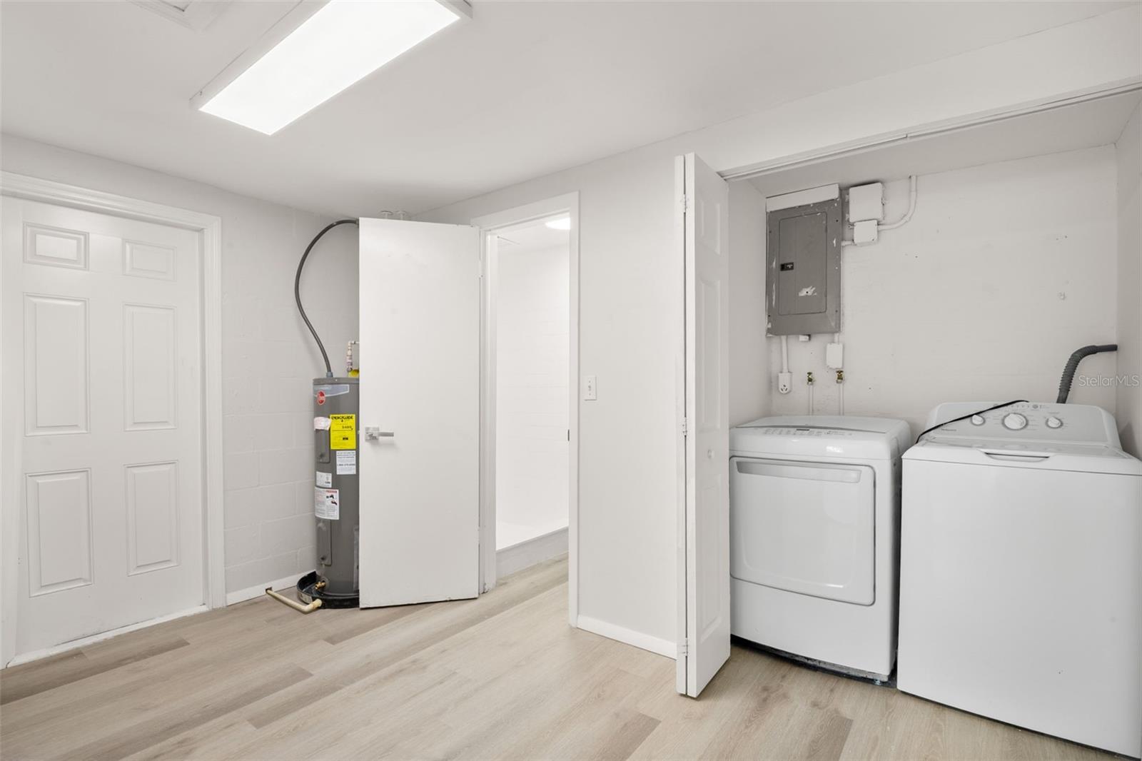 HOLIDAY LAKE ESTATES - Residential