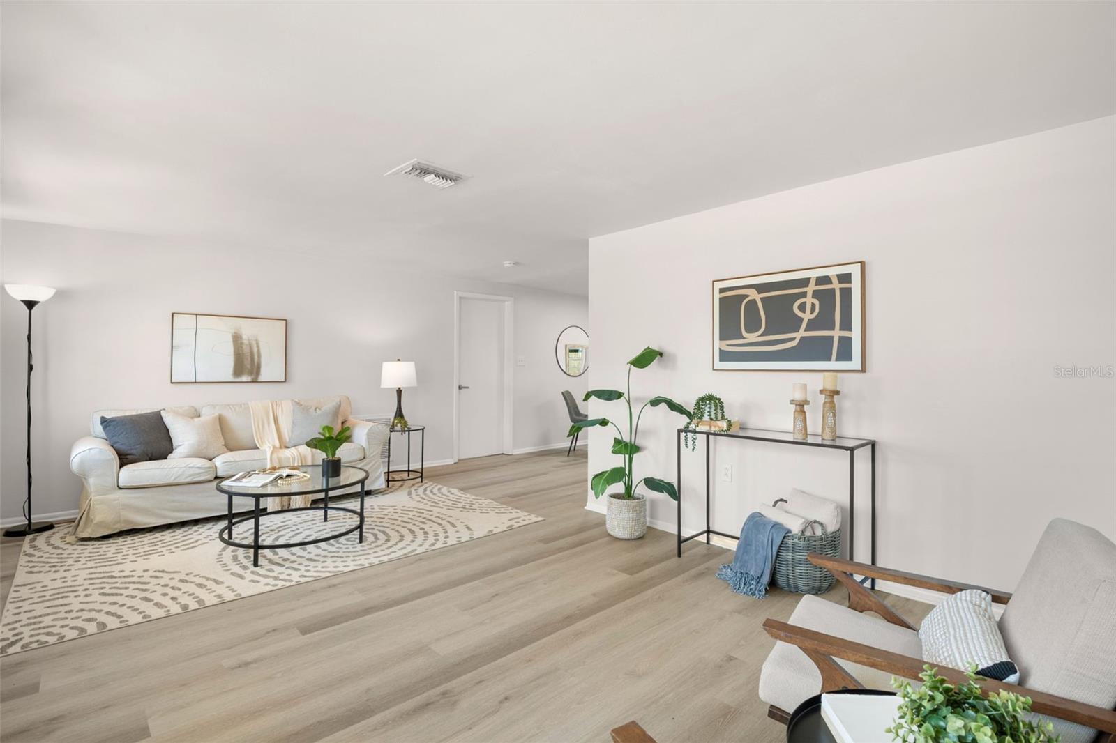 HOLIDAY LAKE ESTATES - Residential