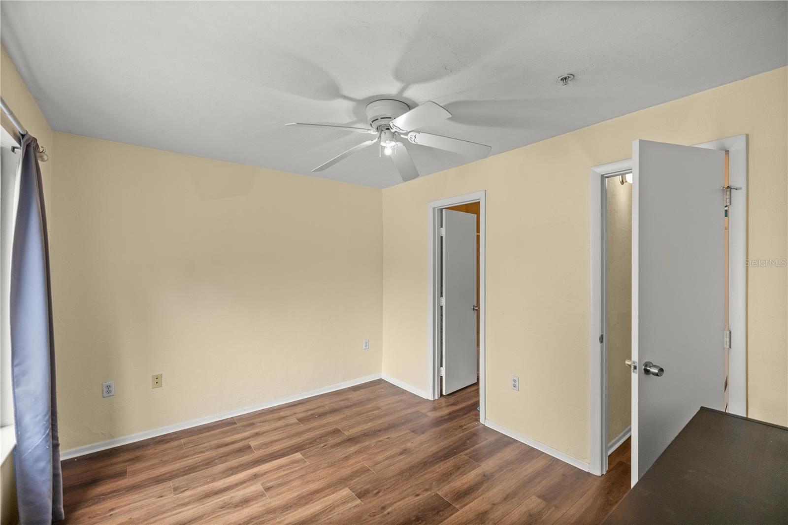 Photo 15 of 31 of 4000 SW 23RD STREET 3-202 condo