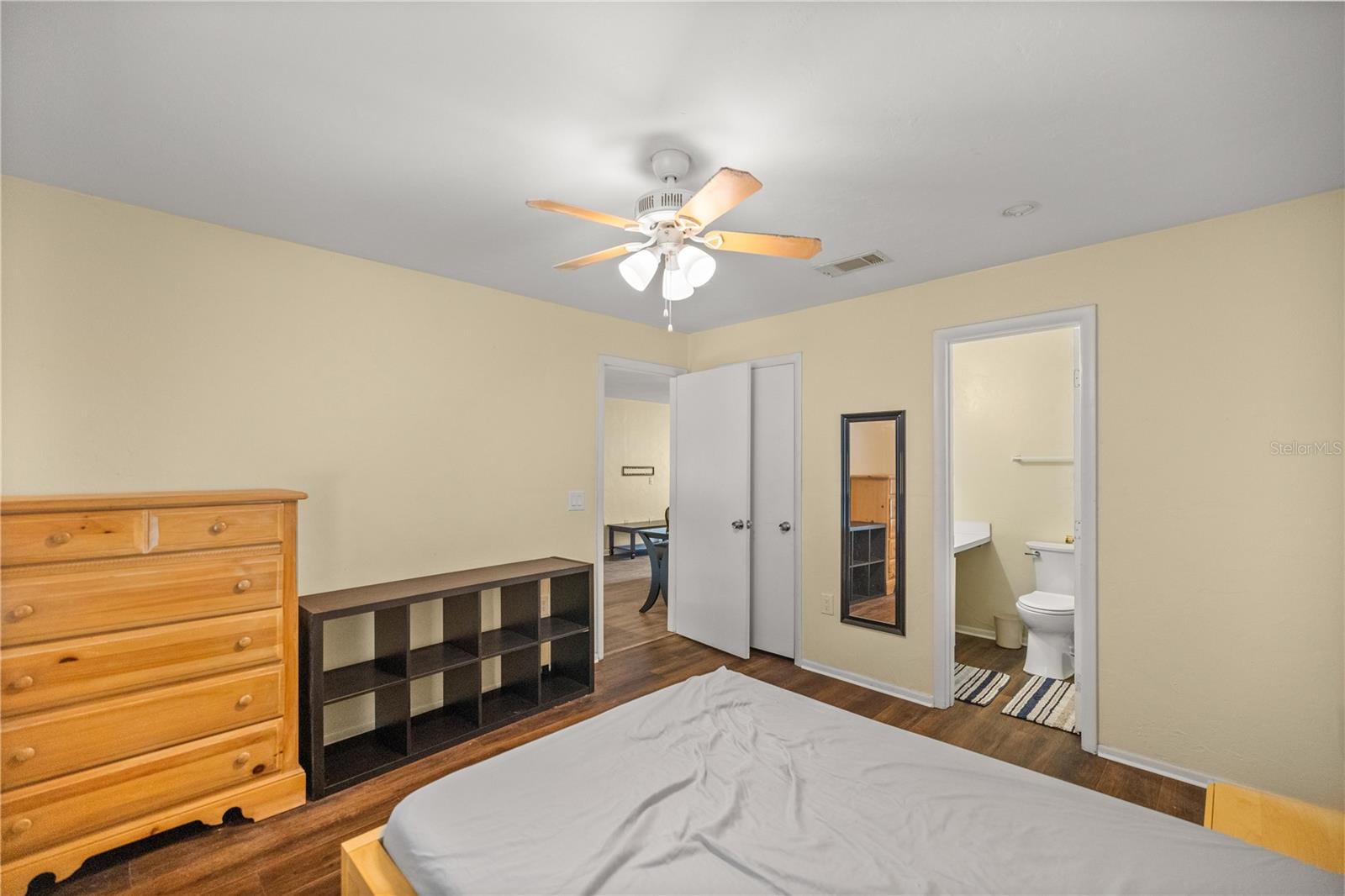 Photo 11 of 31 of 4000 SW 23RD STREET 3-202 condo