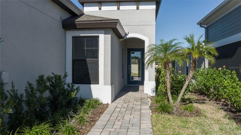 A home in PARRISH