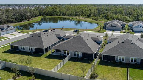 A home in PARRISH