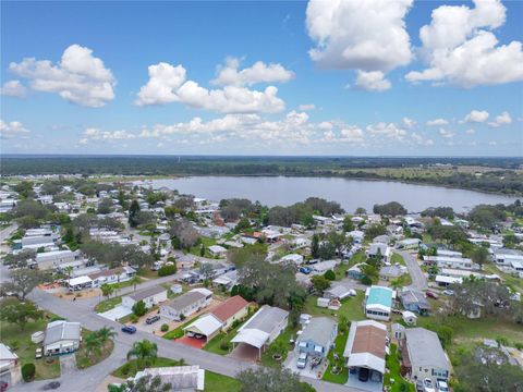 A home in LAKE WALES