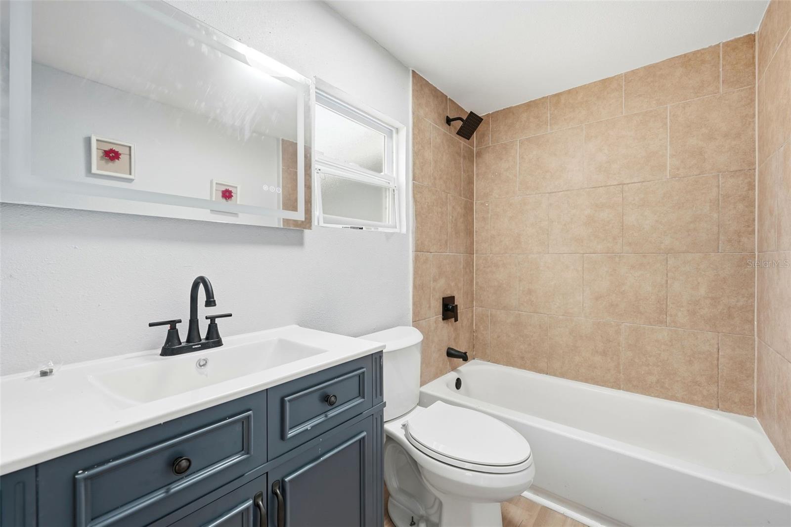 ANGUS VALLEY - Residential