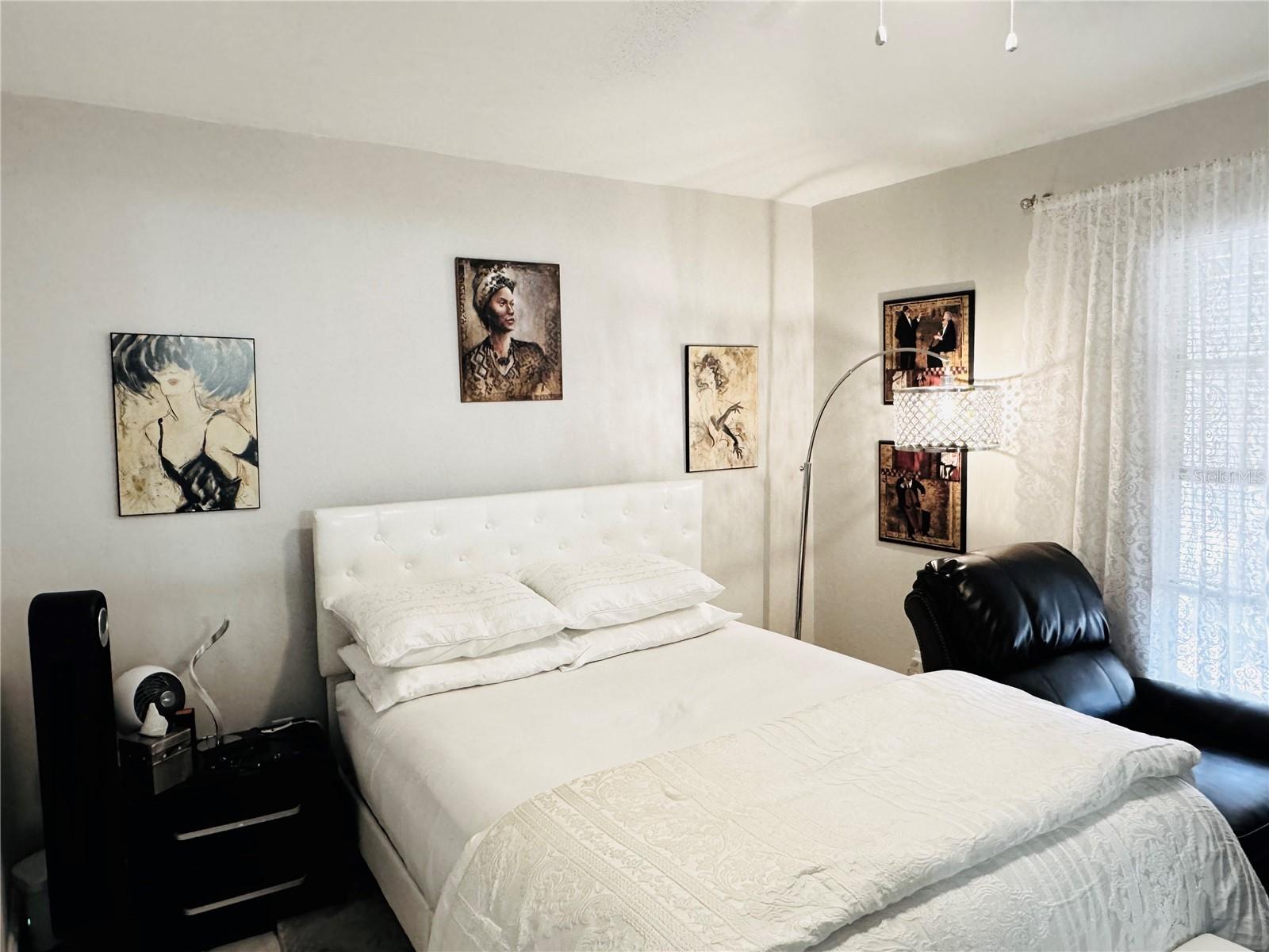 ROYAL PALM VILLAS - Residential