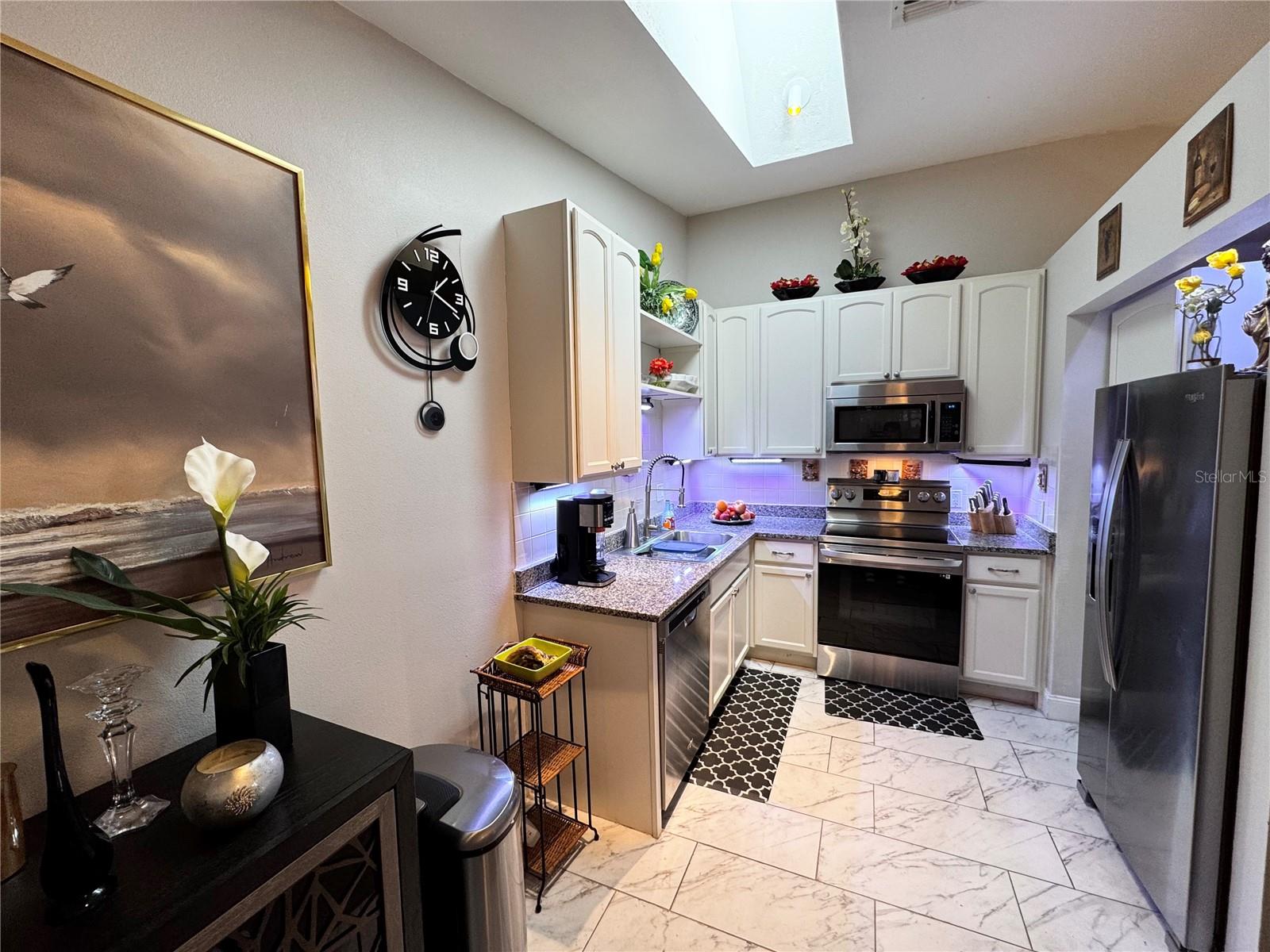 ROYAL PALM VILLAS - Residential