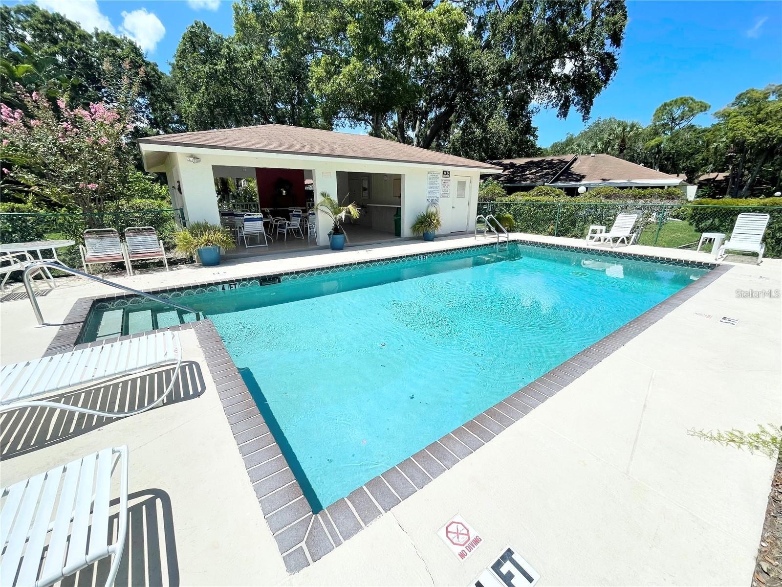 ROYAL PALM VILLAS - Residential