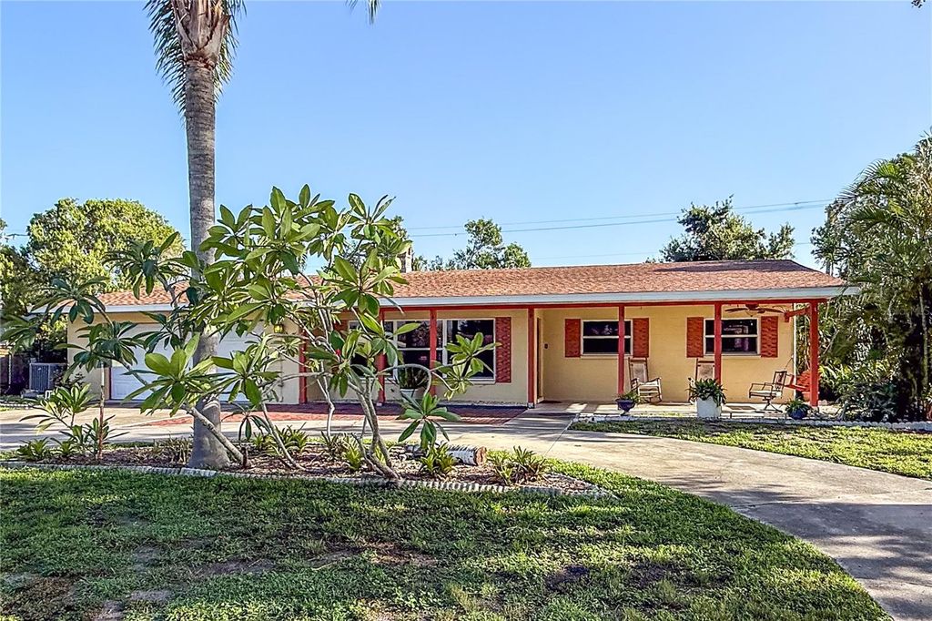 Photo of 5318 7th Ave Dr. West, Bradenton, FL 34209 (MLS # A4660111)