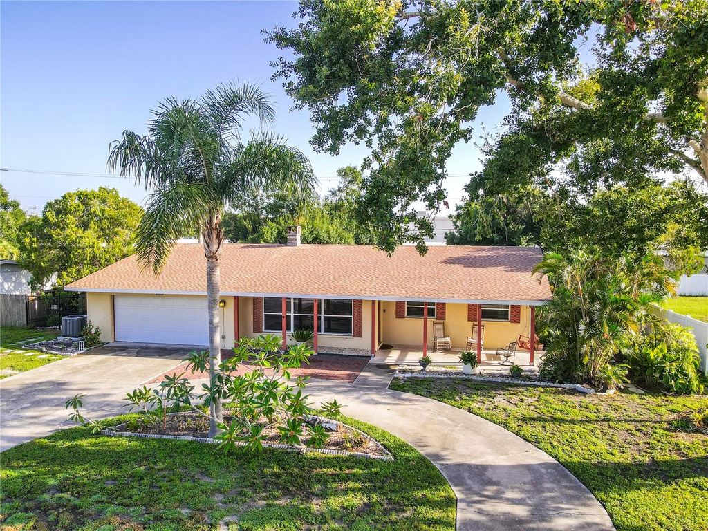 Photo of 5318 7th Ave Dr. West, Bradenton, FL 34209 (MLS # A4660111)