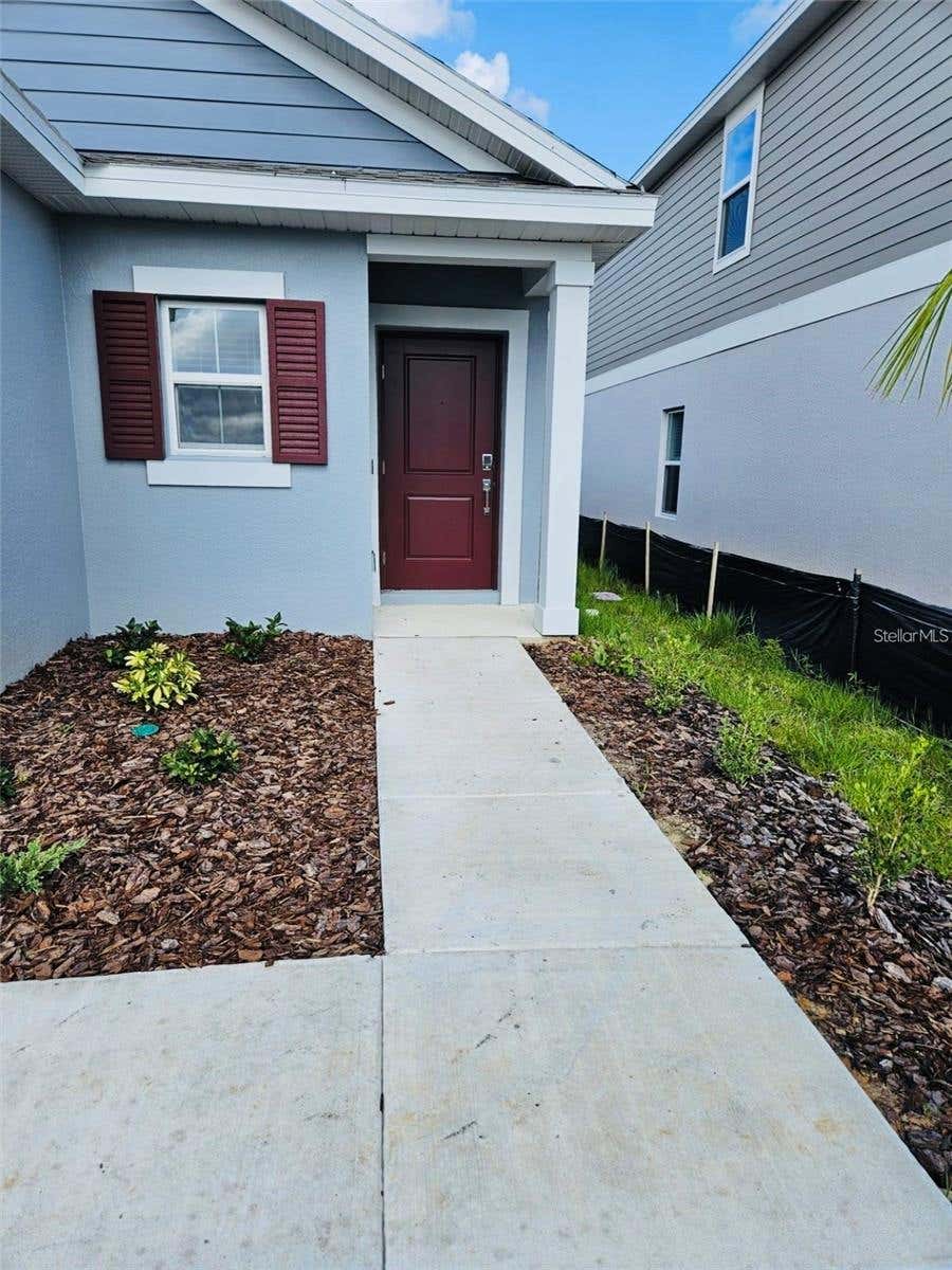 Photo of 26220 Feathergrass Circle, Leesburg, FL 34748 (MLS # O6423365)