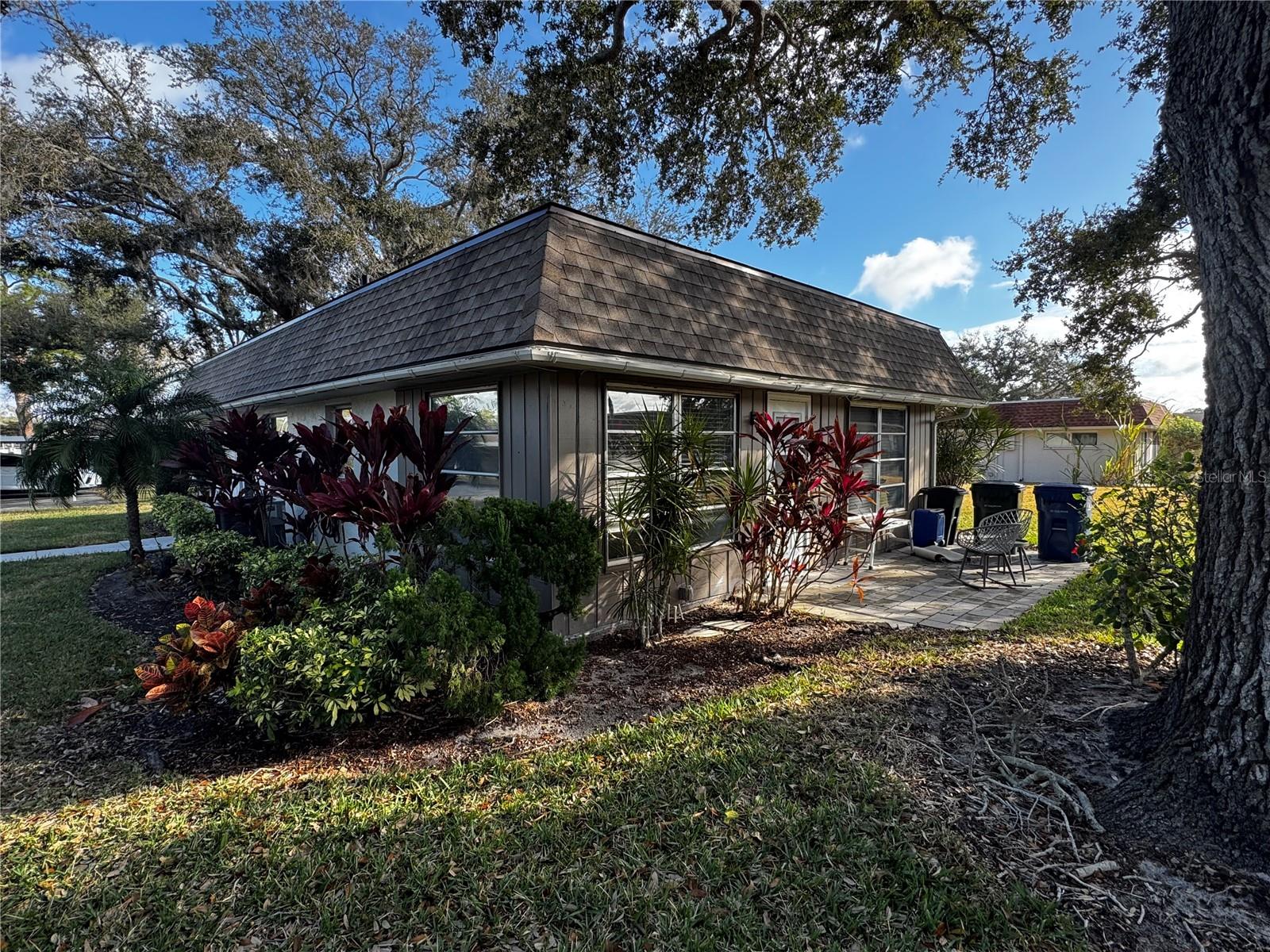 1335 GLENDALE CIRCLE W 217