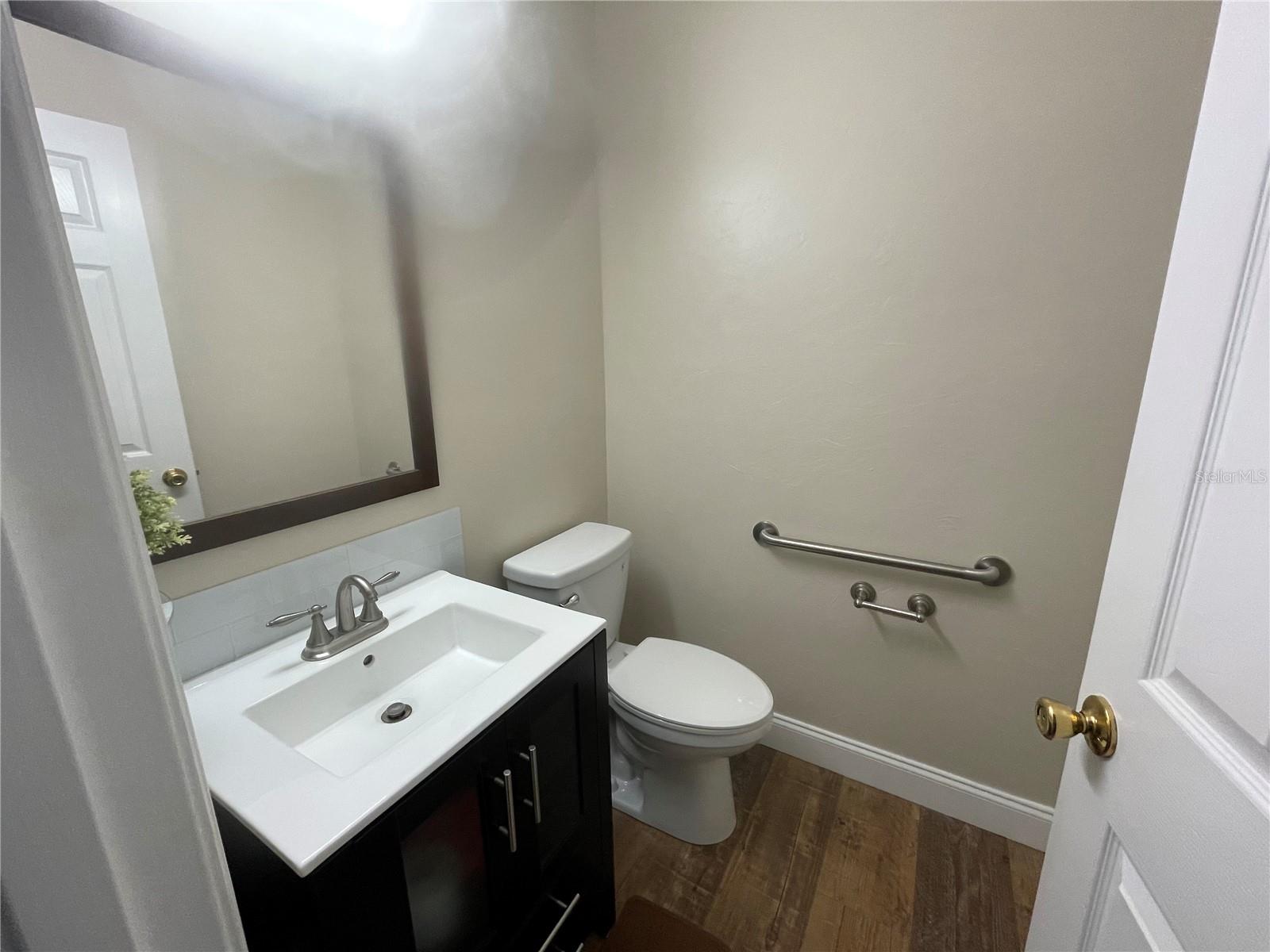 VISTA LAKES VILLAGE N-2 AMHURST - Residential
