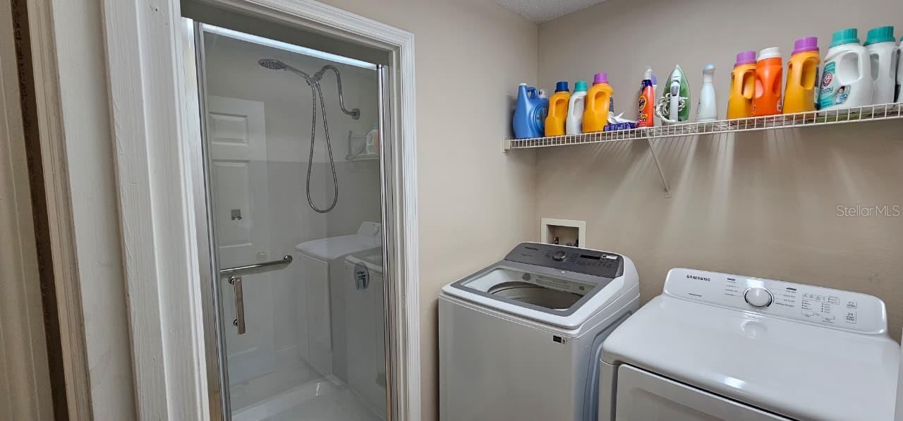 VISTA LAKES VILLAGE N-2 AMHURST - Residential