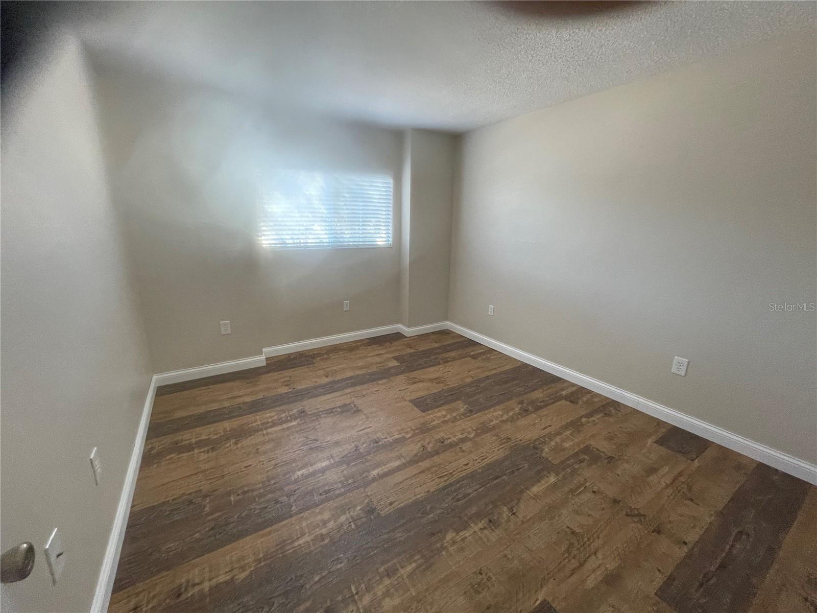VISTA LAKES VILLAGE N-2 AMHURST - Residential