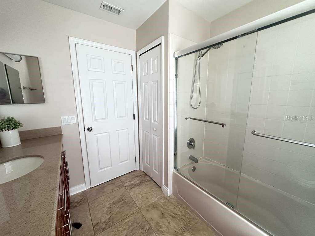 VISTA LAKES VILLAGE N-2 AMHURST - Residential