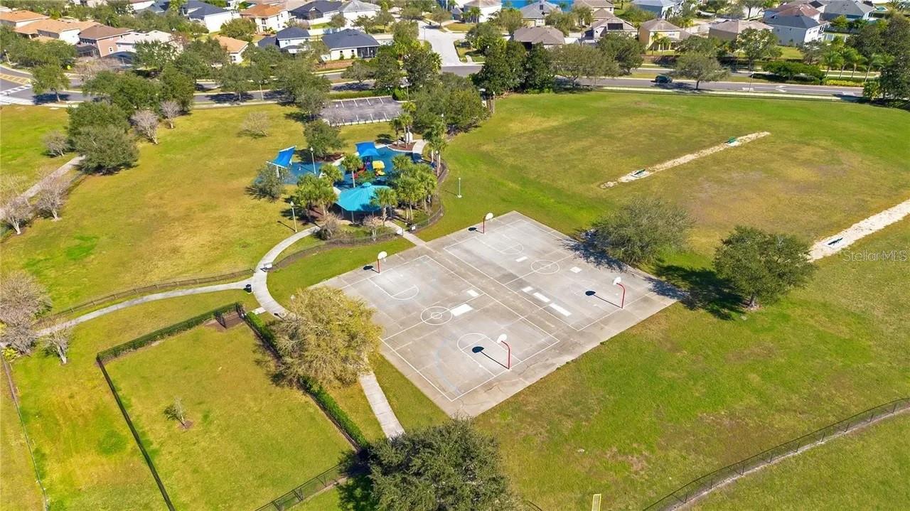 VISTA LAKES VILLAGE N-2 AMHURST - Residential