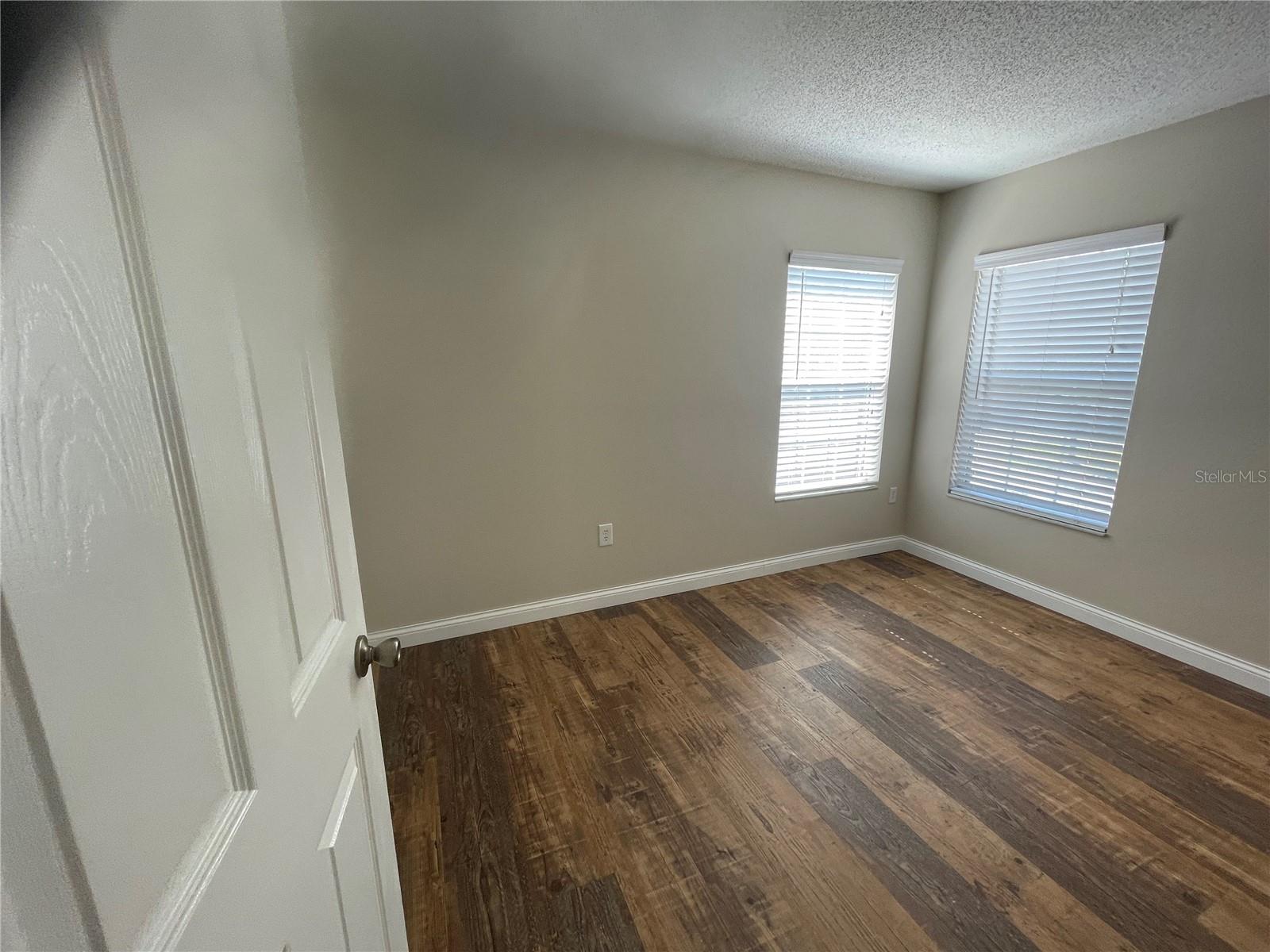 VISTA LAKES VILLAGE N-2 AMHURST - Residential