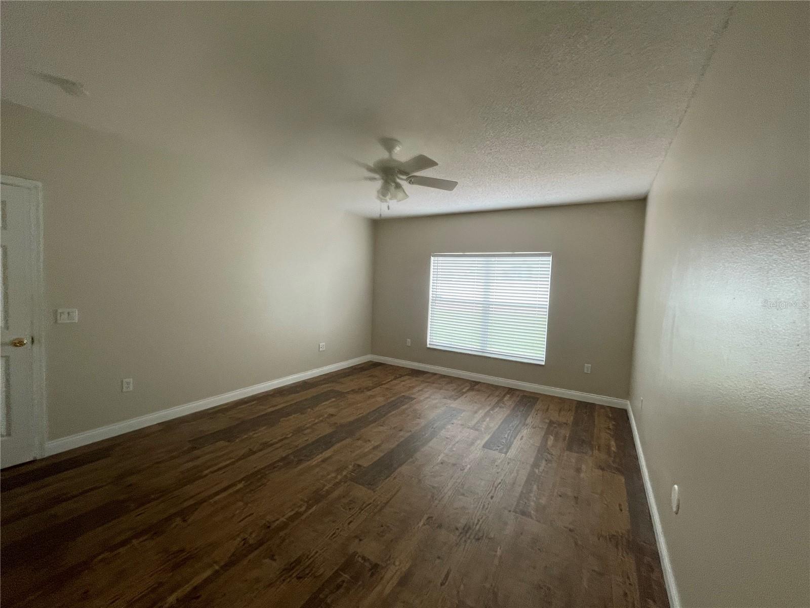 VISTA LAKES VILLAGE N-2 AMHURST - Residential