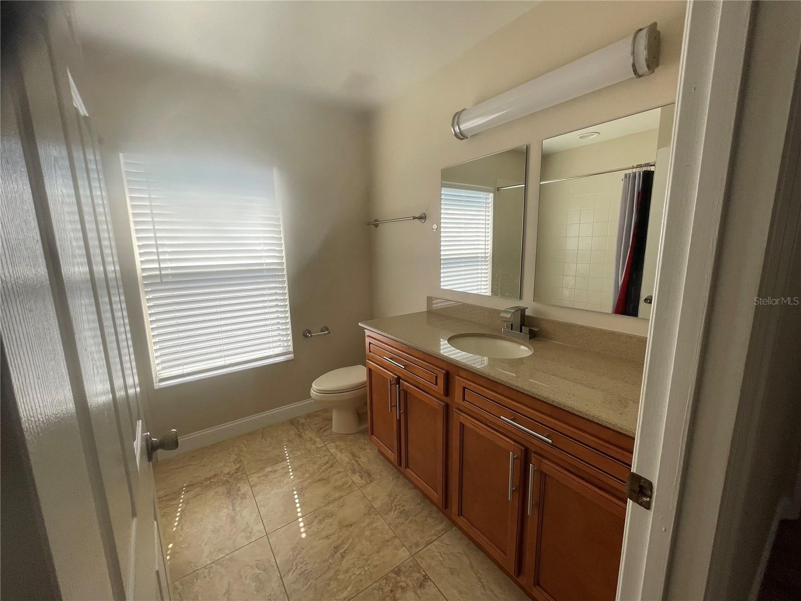 VISTA LAKES VILLAGE N-2 AMHURST - Residential
