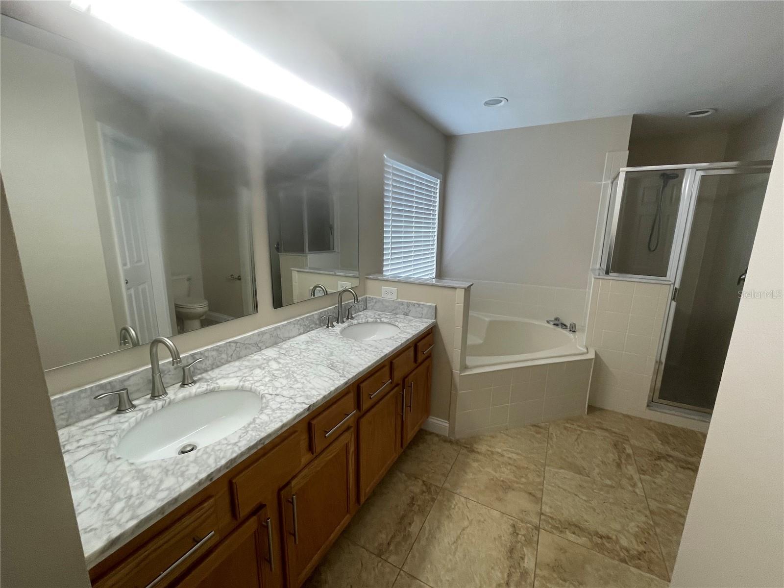 VISTA LAKES VILLAGE N-2 AMHURST - Residential