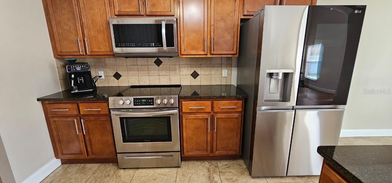 VISTA LAKES VILLAGE N-2 AMHURST - Residential