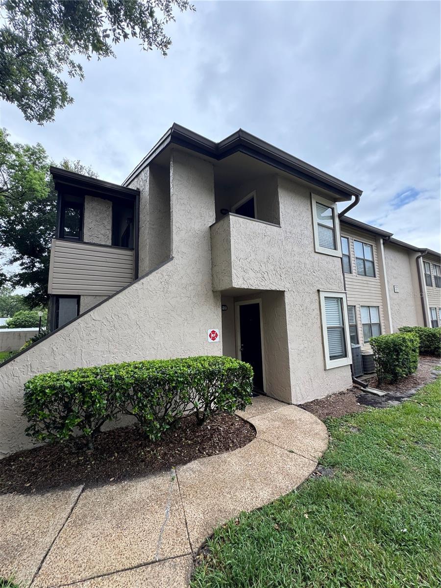 Prime Location in Winter Park; this charming 2 Bedroom & 2 Bathroom with a private balcony comes with Vinyl and Tile flooring, Stainless steel appliances throughout the kitchen and remote ceiling fans. Parkview is a meticulously maintained community in the heart of Winter Park, just moments from Full Sail University! This location offers unbeatable convenience with top-rated schools, Baldwin Park, Park Avenue, shopping, dining, hospitals, UCF, and so much more right at your fingertips. Opportunities like this don’t last—call/text today to schedule your private tour!