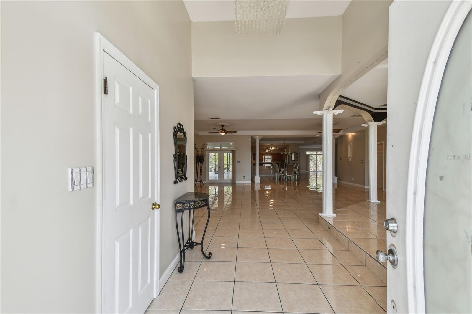 SUNSET HILLS - Residential Lease