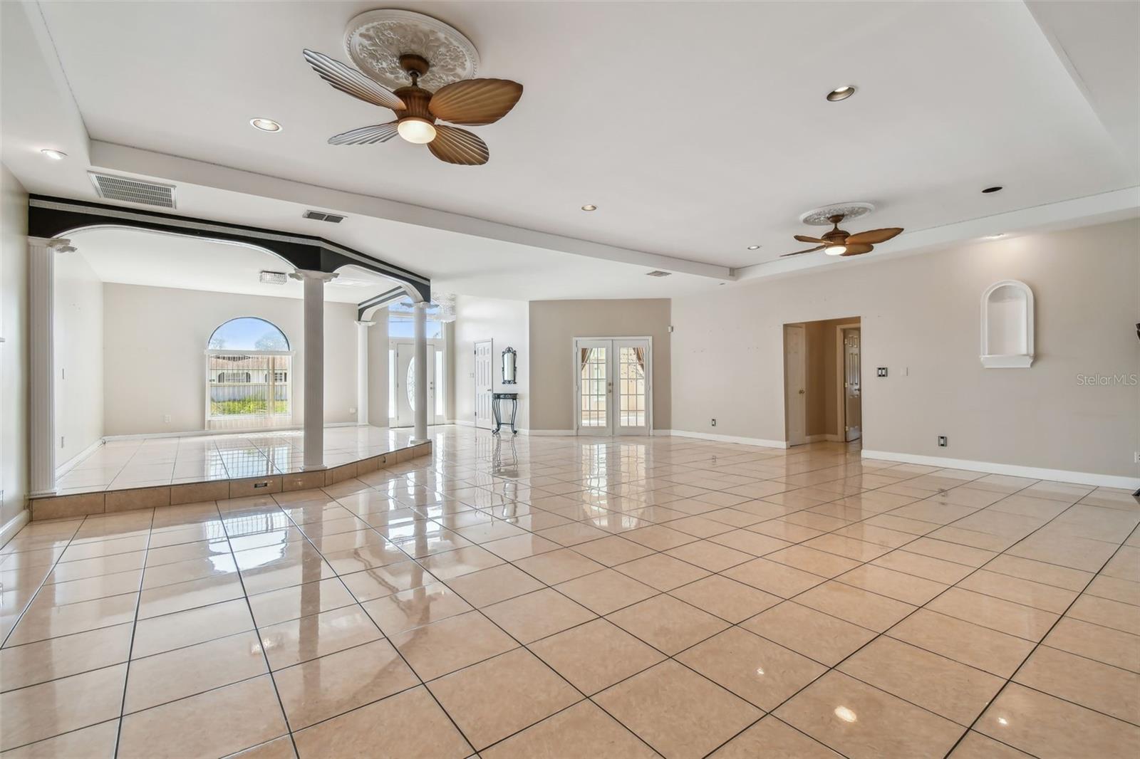 SUNSET HILLS - Residential Lease