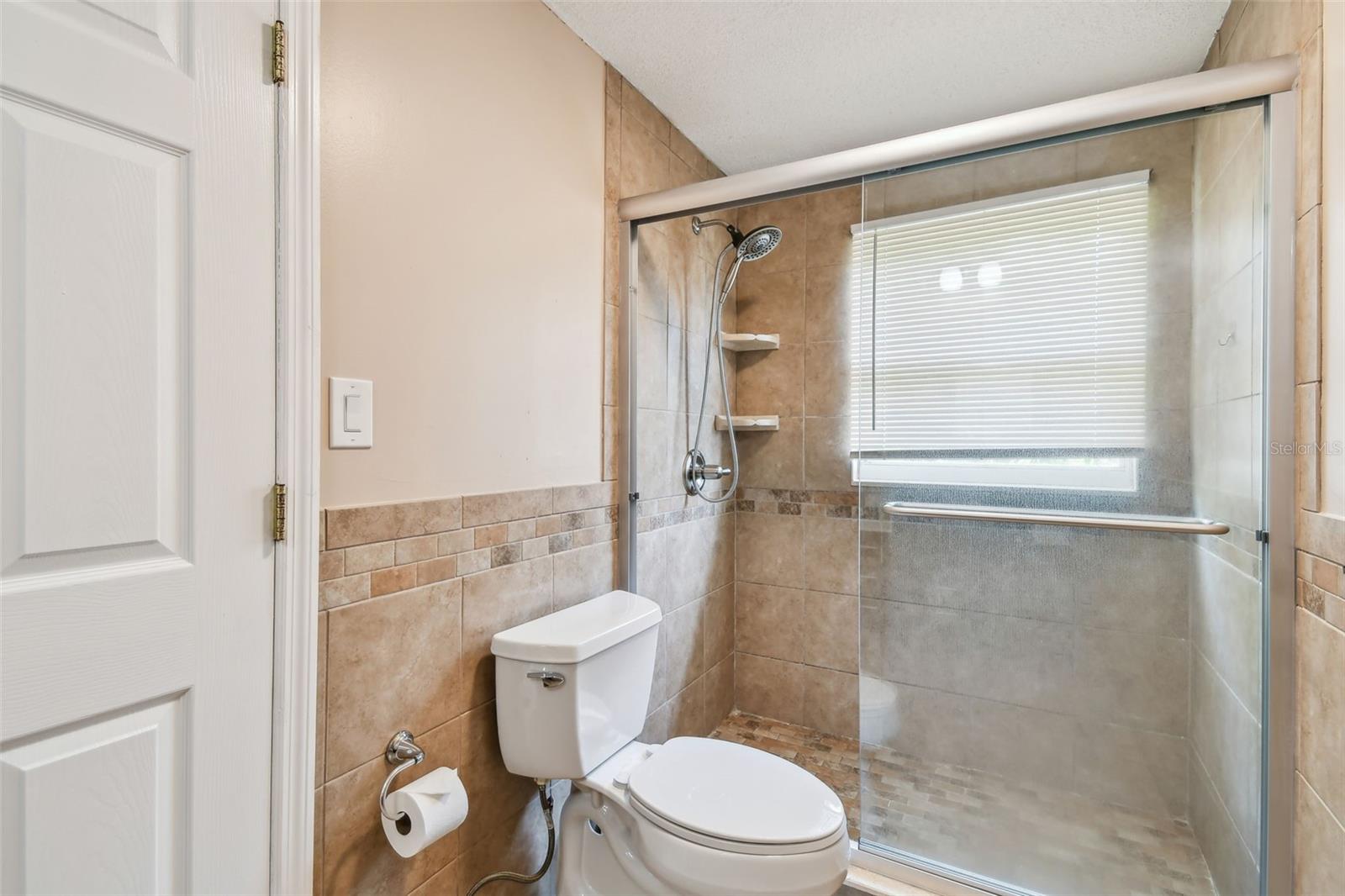 SUNSET HILLS - Residential Lease