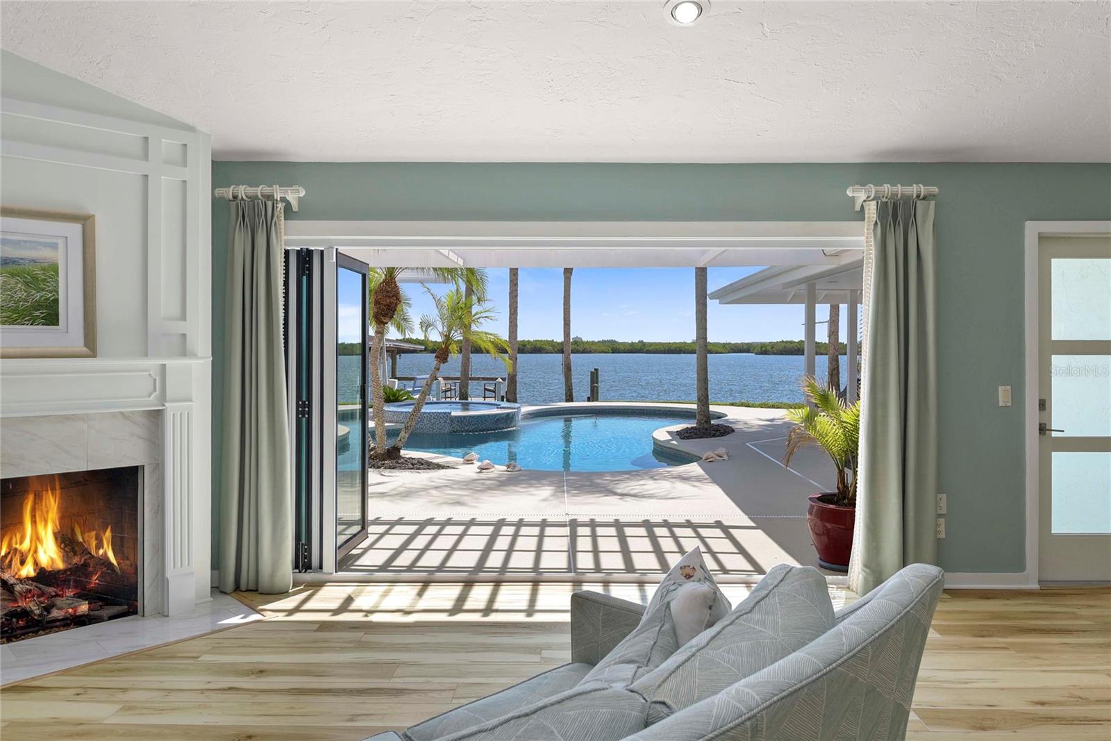 YACHT CLUB ISLAND ESTATES - Residential