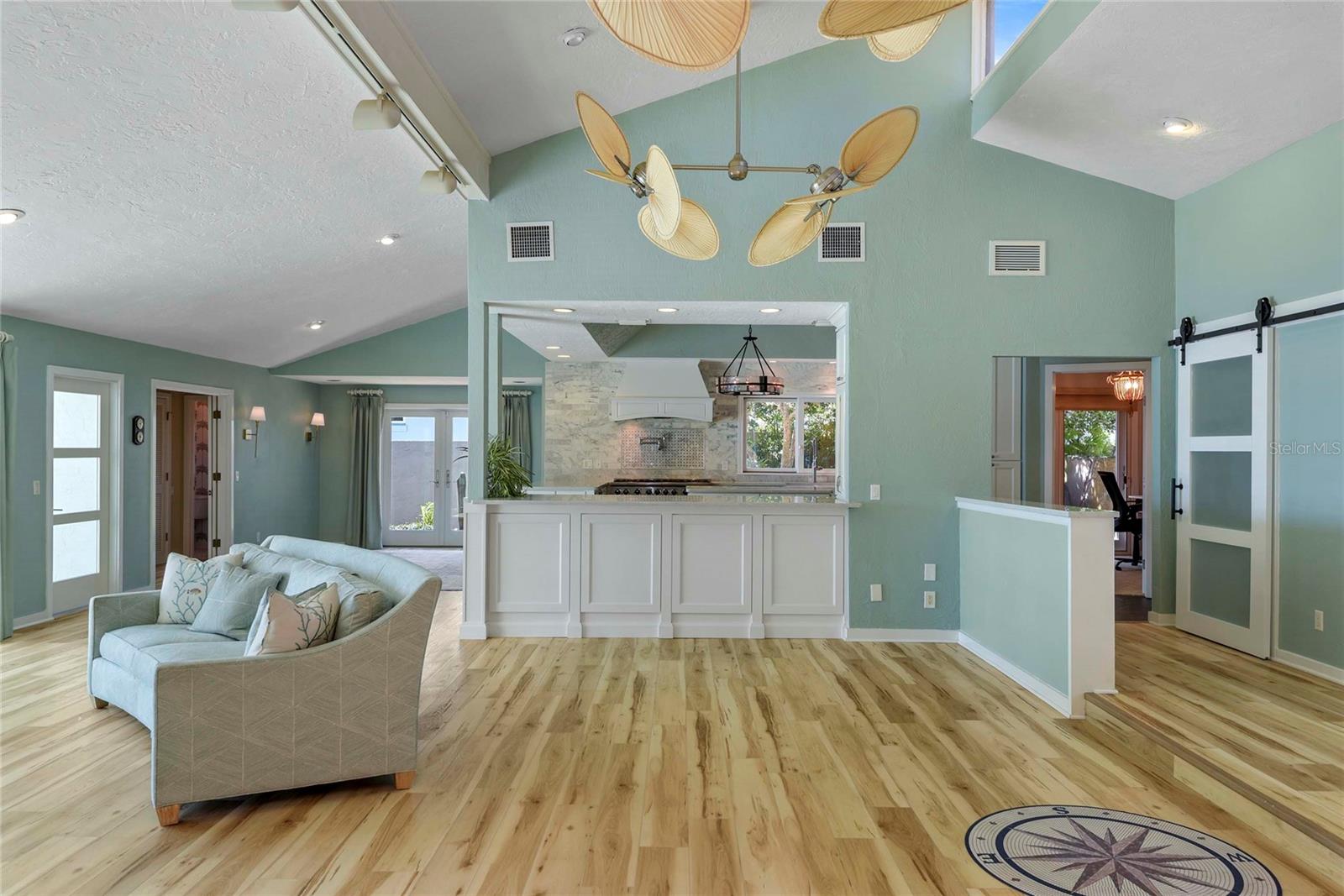 YACHT CLUB ISLAND ESTATES - Residential