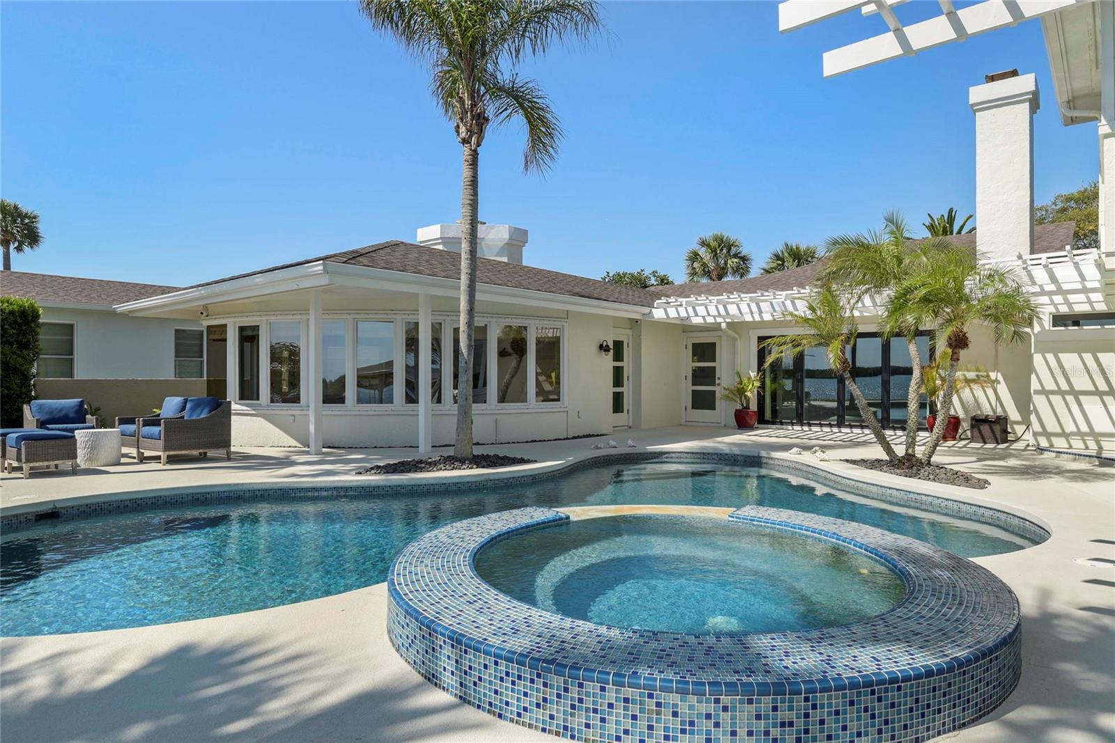 YACHT CLUB ISLAND ESTATES - Residential