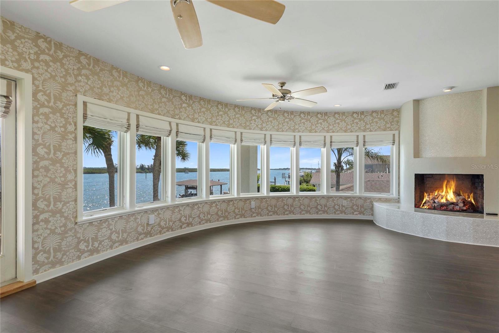 YACHT CLUB ISLAND ESTATES - Residential
