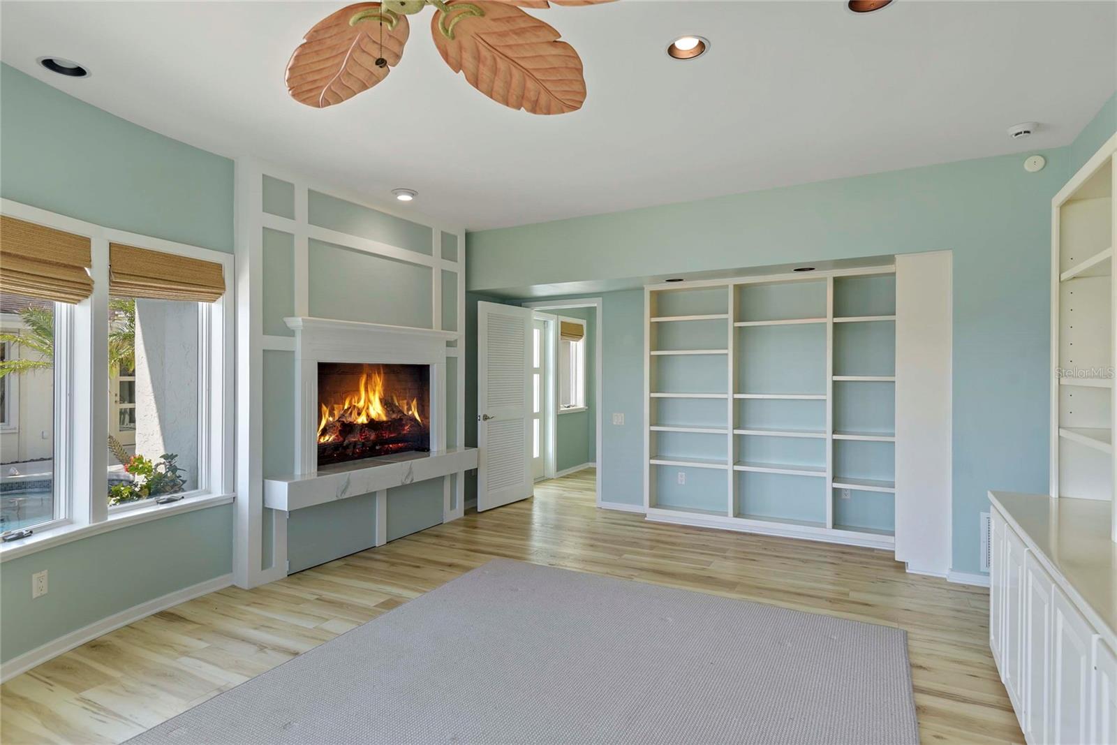 YACHT CLUB ISLAND ESTATES - Residential