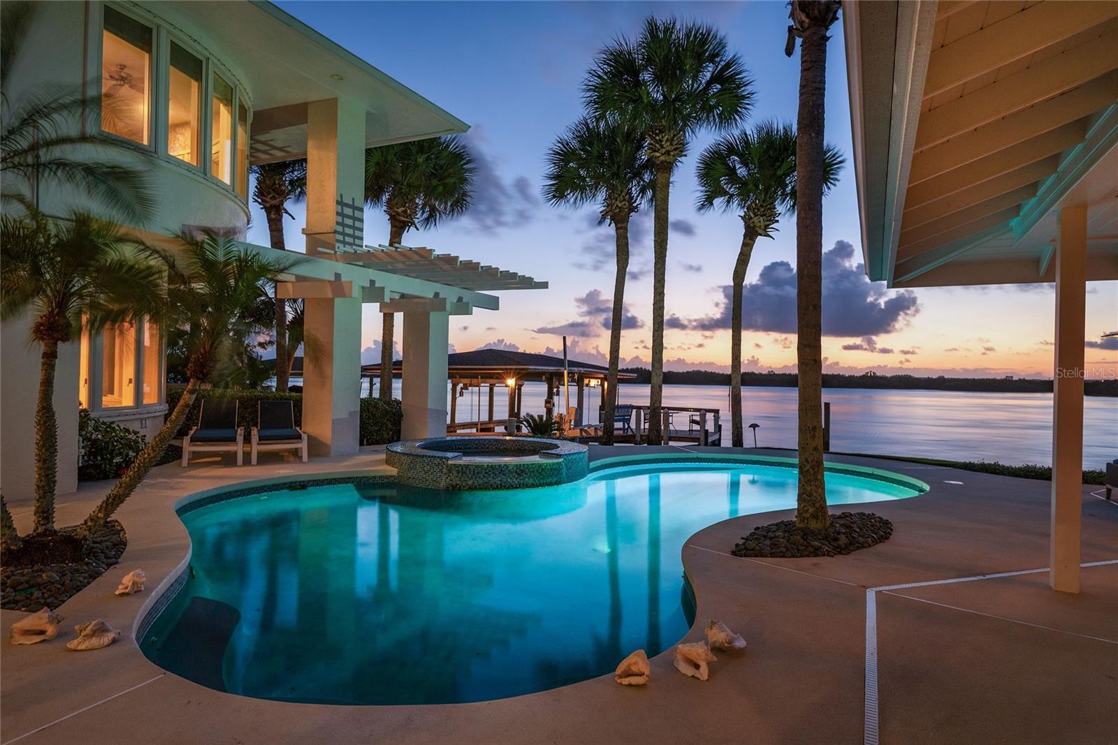 YACHT CLUB ISLAND ESTATES - Residential