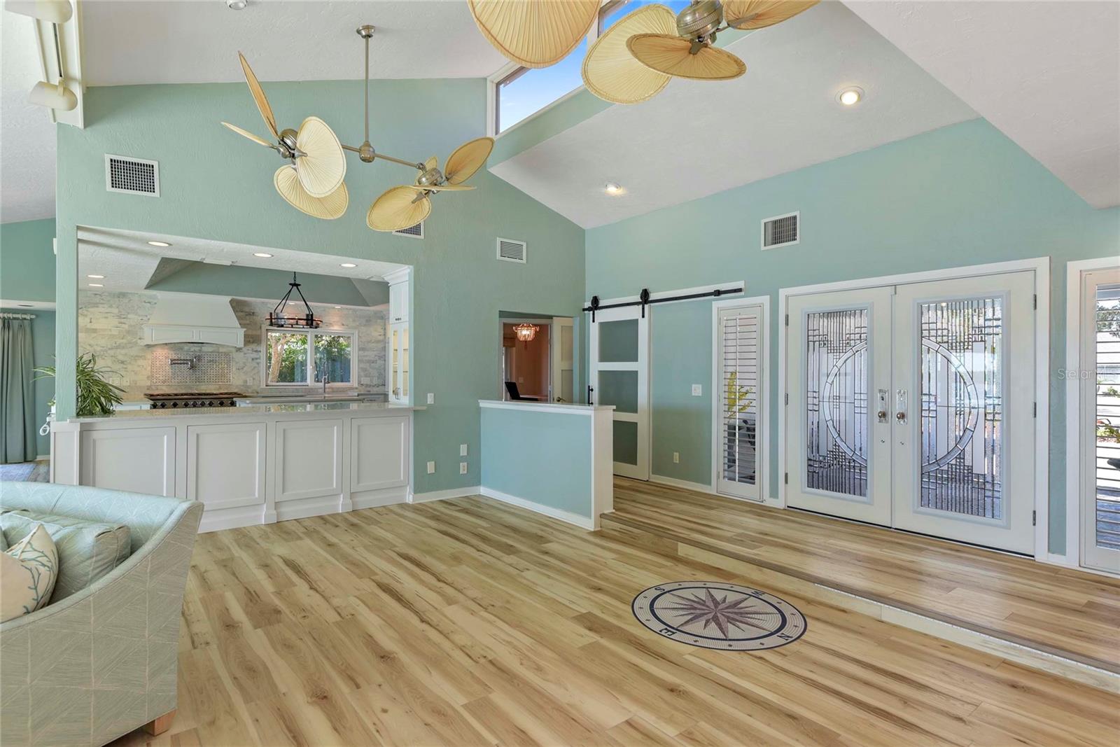YACHT CLUB ISLAND ESTATES - Residential