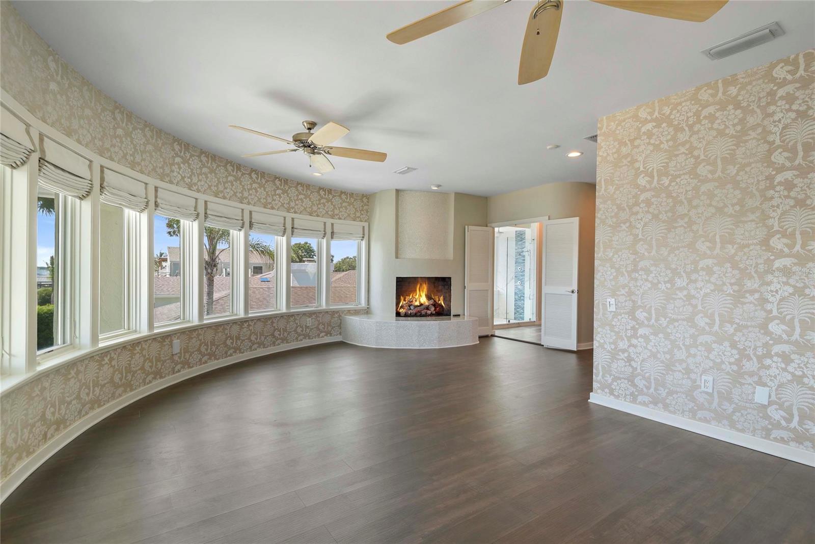 YACHT CLUB ISLAND ESTATES - Residential