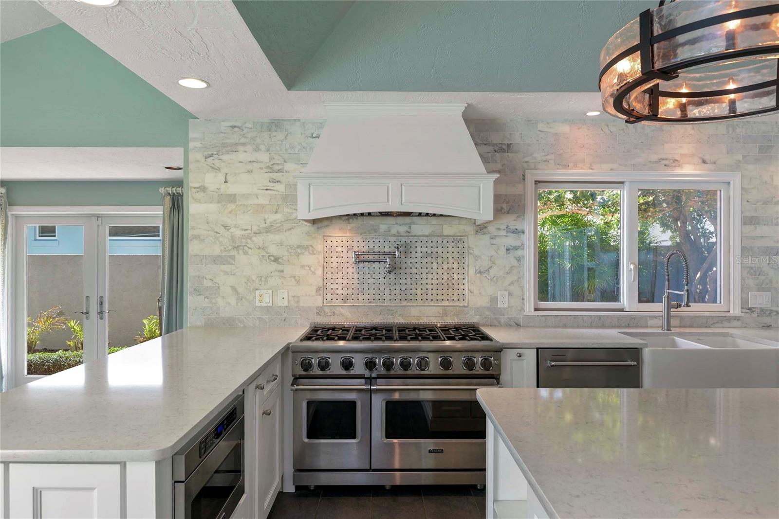 YACHT CLUB ISLAND ESTATES - Residential